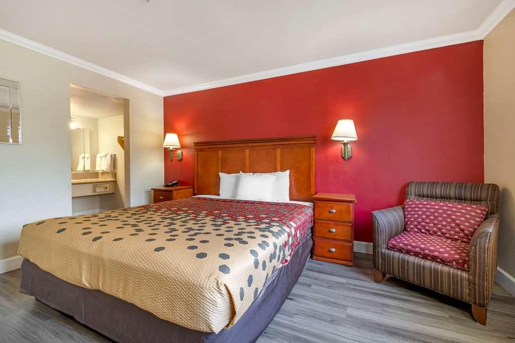 Econo Lodge Морено Вали Стая снимка