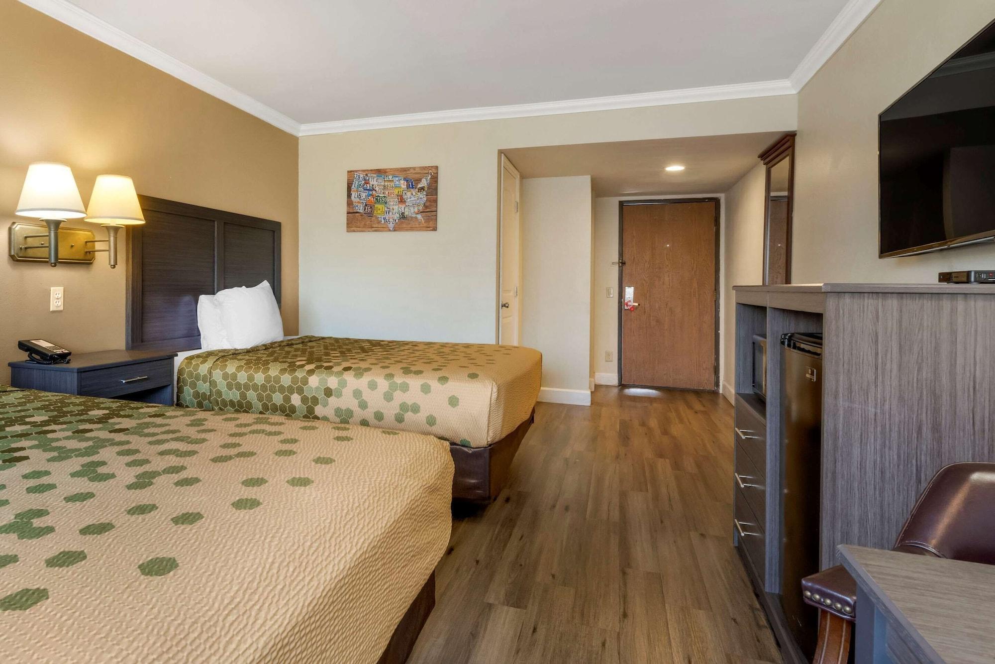 Econo Lodge Морено Вали Екстериор снимка