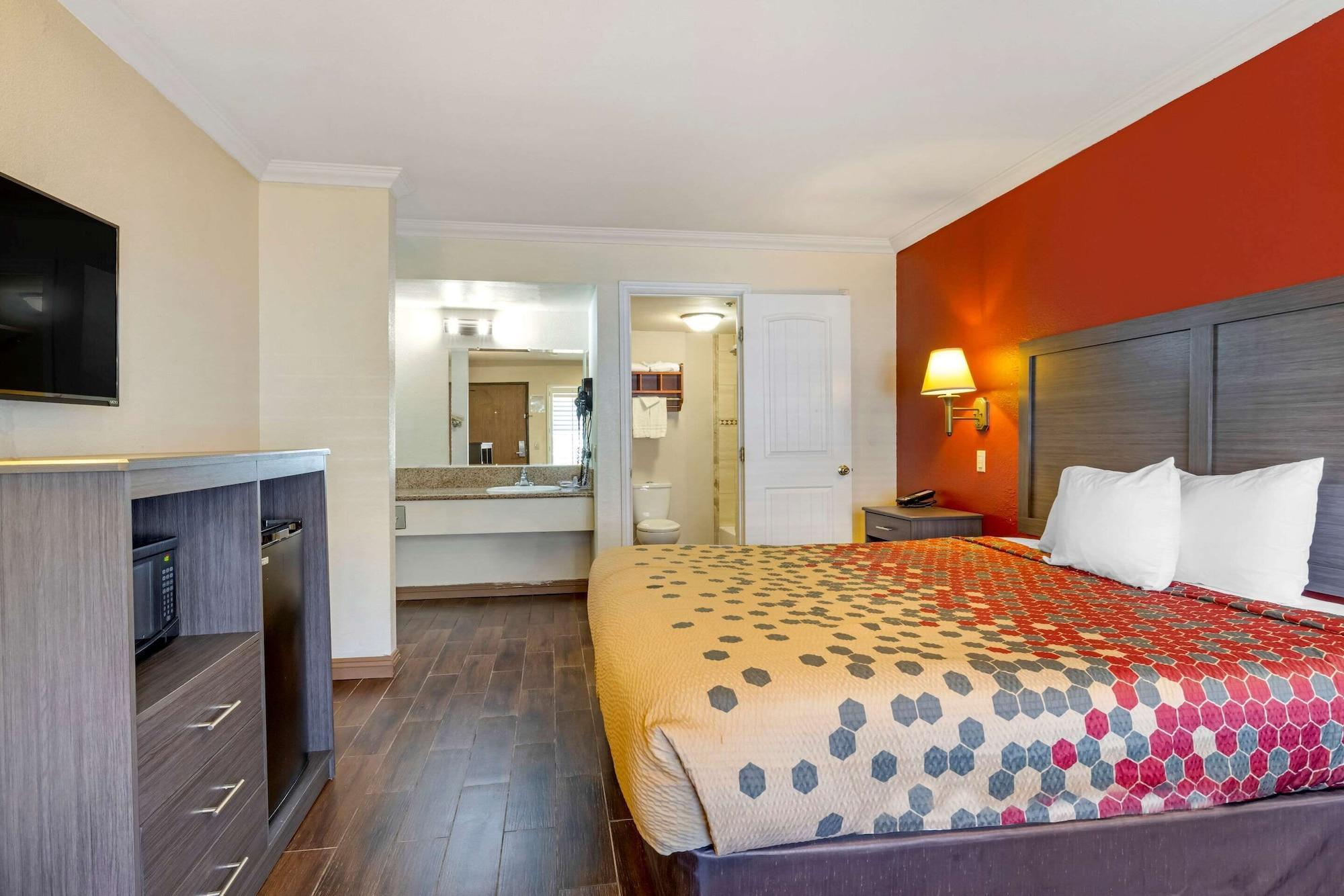 Econo Lodge Морено Вали Екстериор снимка